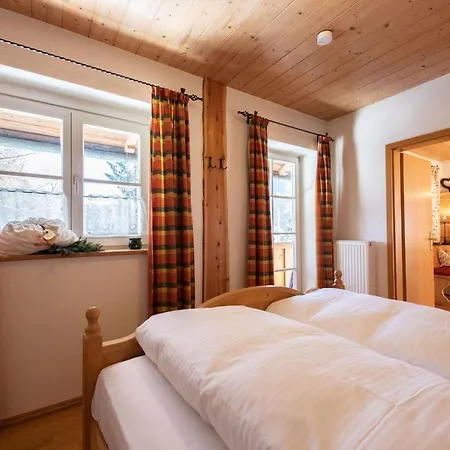 Zirbe Apartment Grainau